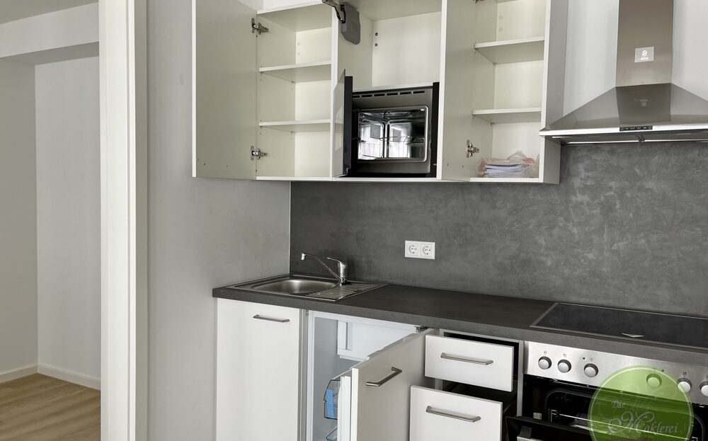 ** READY to Live **1 Zi.-Apartment ** Vollmöbliert inkl. Küche ** in Stadtlage ** direkte U-Bahn ** - Photo 2