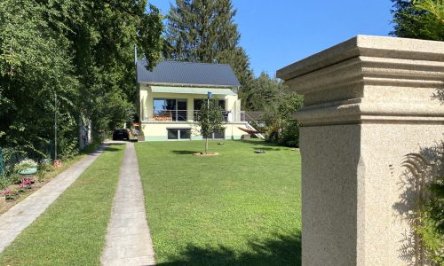 Wohnhaus im Gruenen